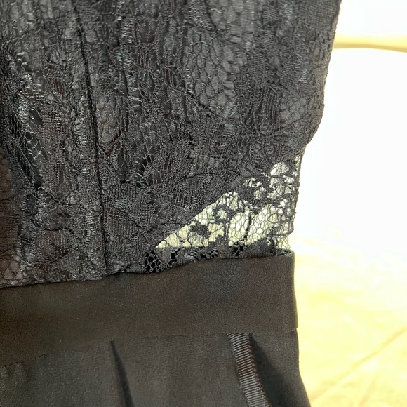 Alice + Olivia Sz 4 Black Lace Jumpsuit NWT - Picture 10 of 12